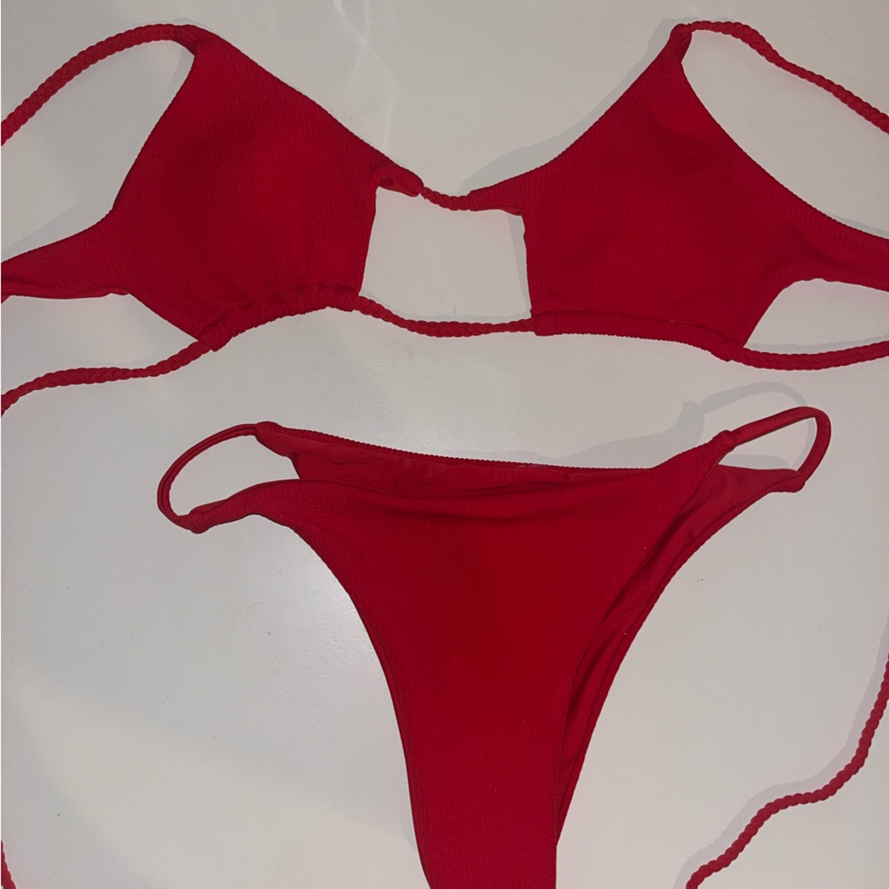 Peekaboo cutout bikini